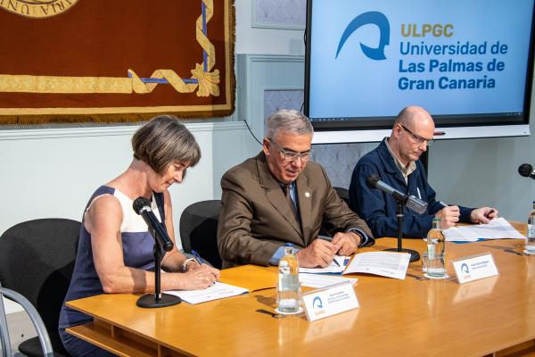 FIRMA DEL CONVENIO DE COLABORACIÓN CON LA ULPGC